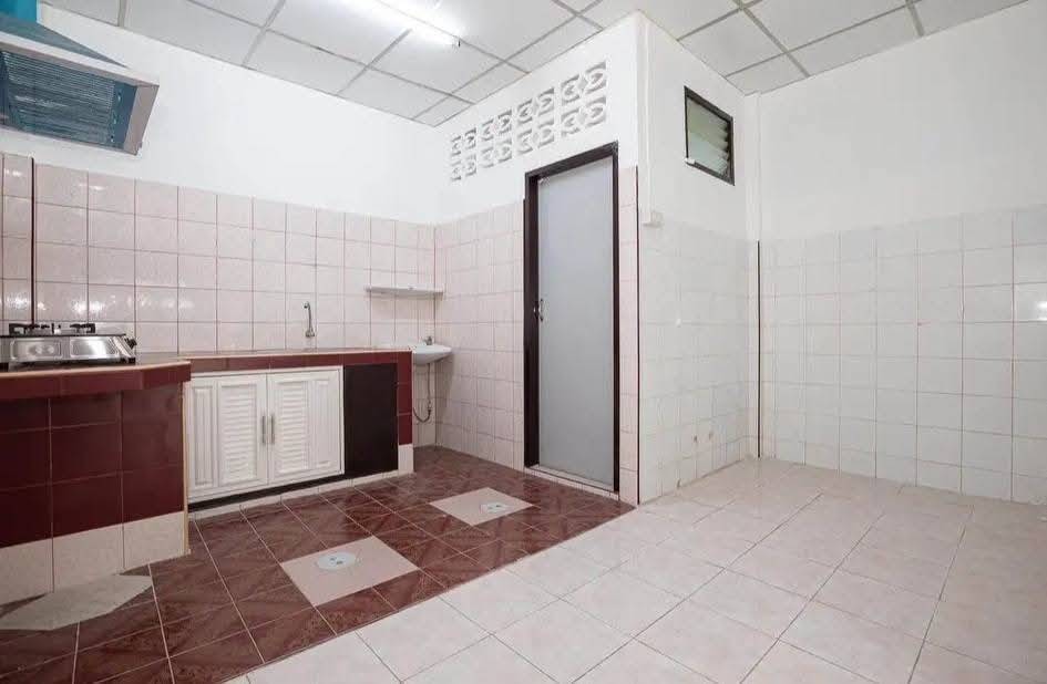 บ้านเช่า แถว สะพาน ใหม่ หมู่บ้าน ธน วรรณ ซ พหลโยธิน 52