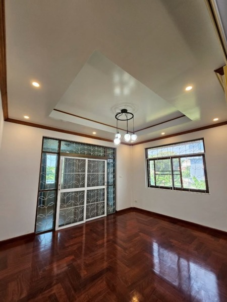 บ้านเดี่ยว 6 ห้องนอน ชอย ลาดพร้าว 93 เช่า ขาย