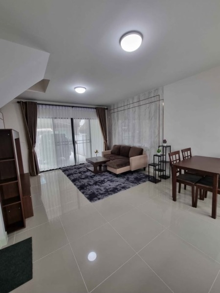 เช่าทาวน์โฮม 3 ชั้น วงแหวน-รามอินทรา บ้าน กลางเมือง รามอินทรา